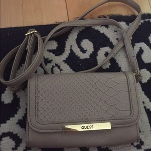 GUESS mini shoulder bag